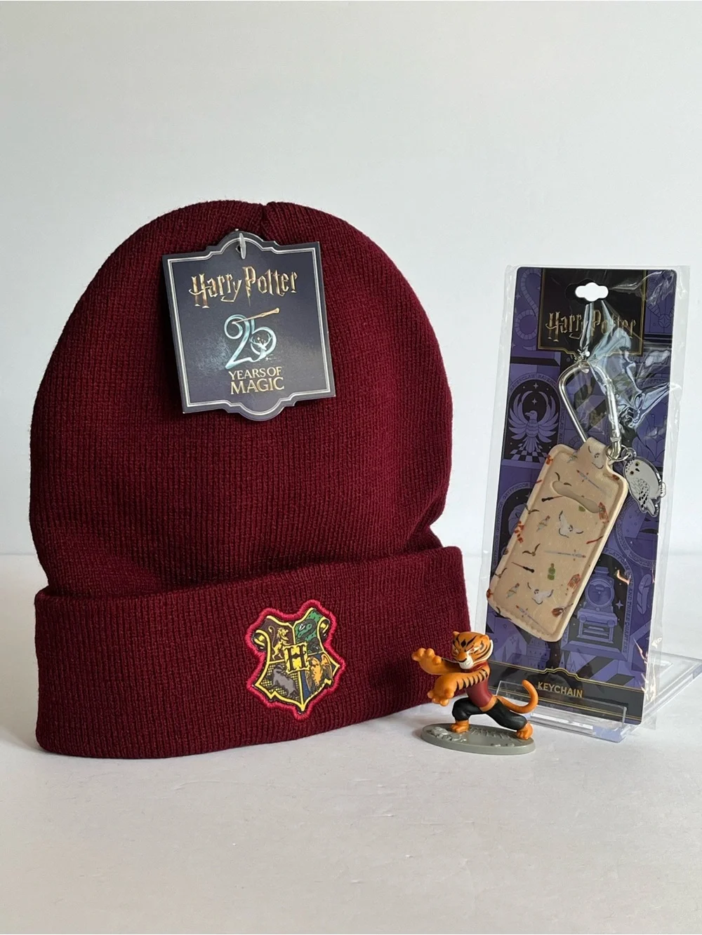 Hogwarts Burgundy Knit Beanie & Hedgewig Lip Balm Case Clip